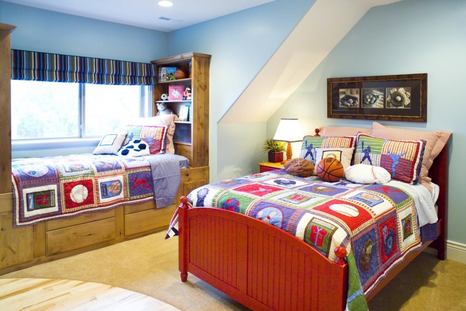 Интерьер детской комнаты для 3 детей