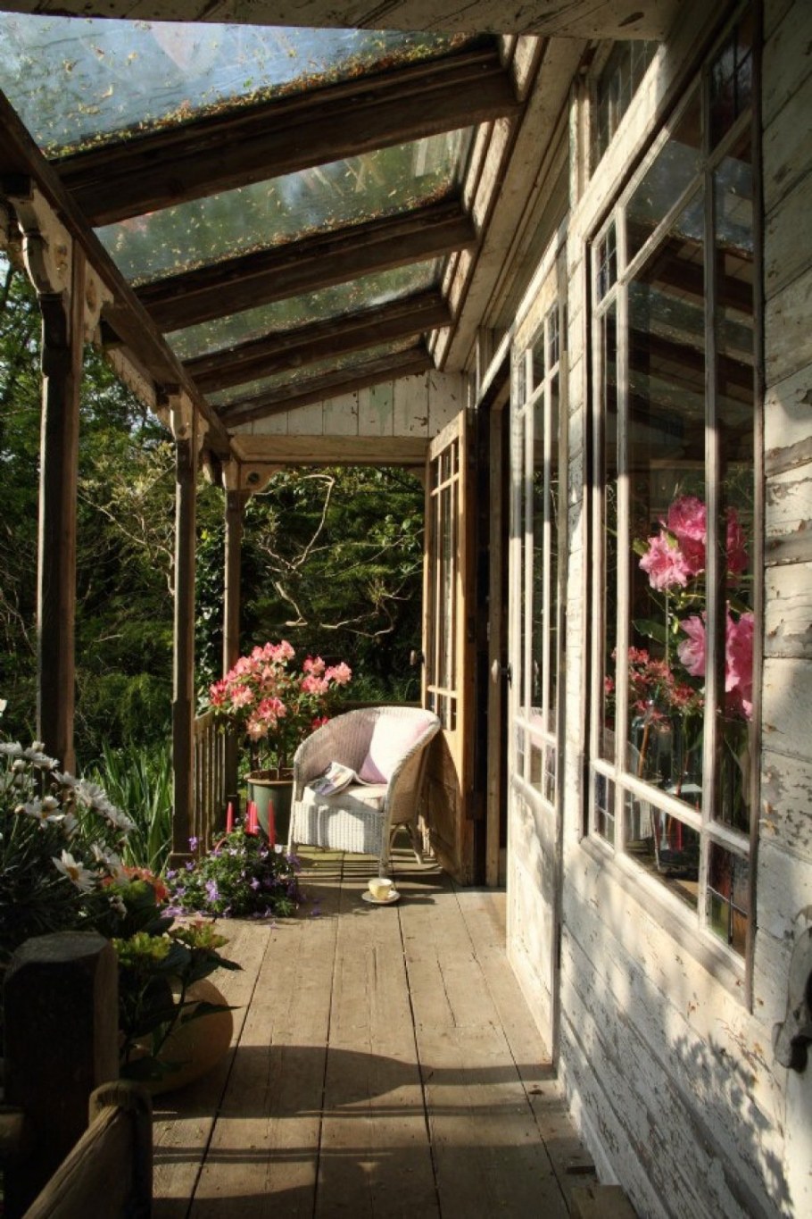 Веранда с балконом