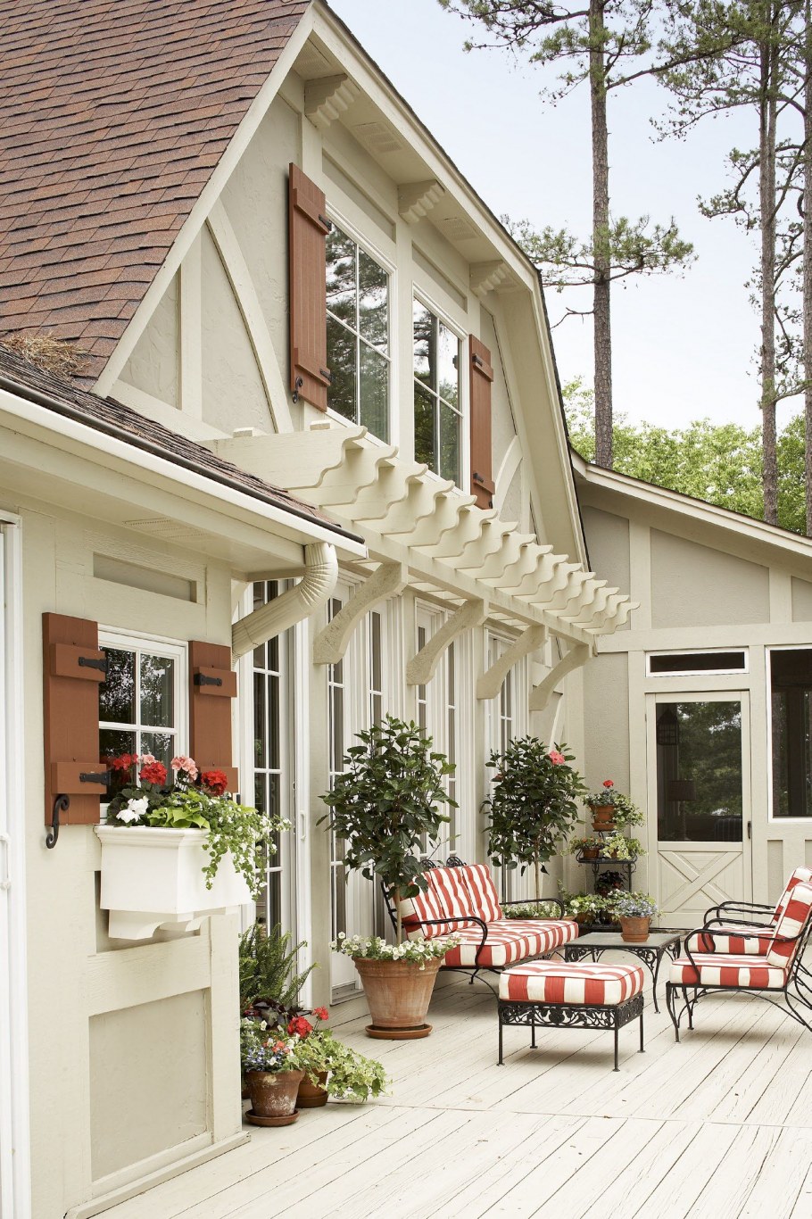 Веранда с балконом