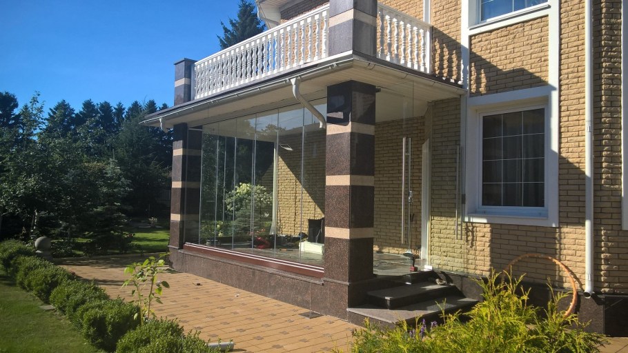 Терраса с балконом пристроенная к дому