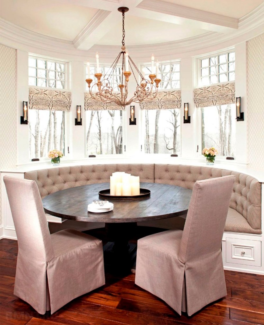 Обеденная зона в эркере