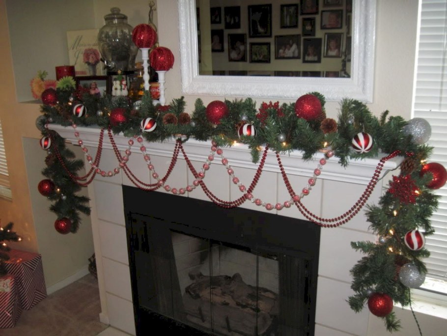 Маска украшенная мишурой смешные