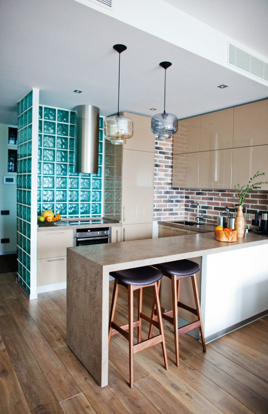 Стеклоблоки в интерьере лофт