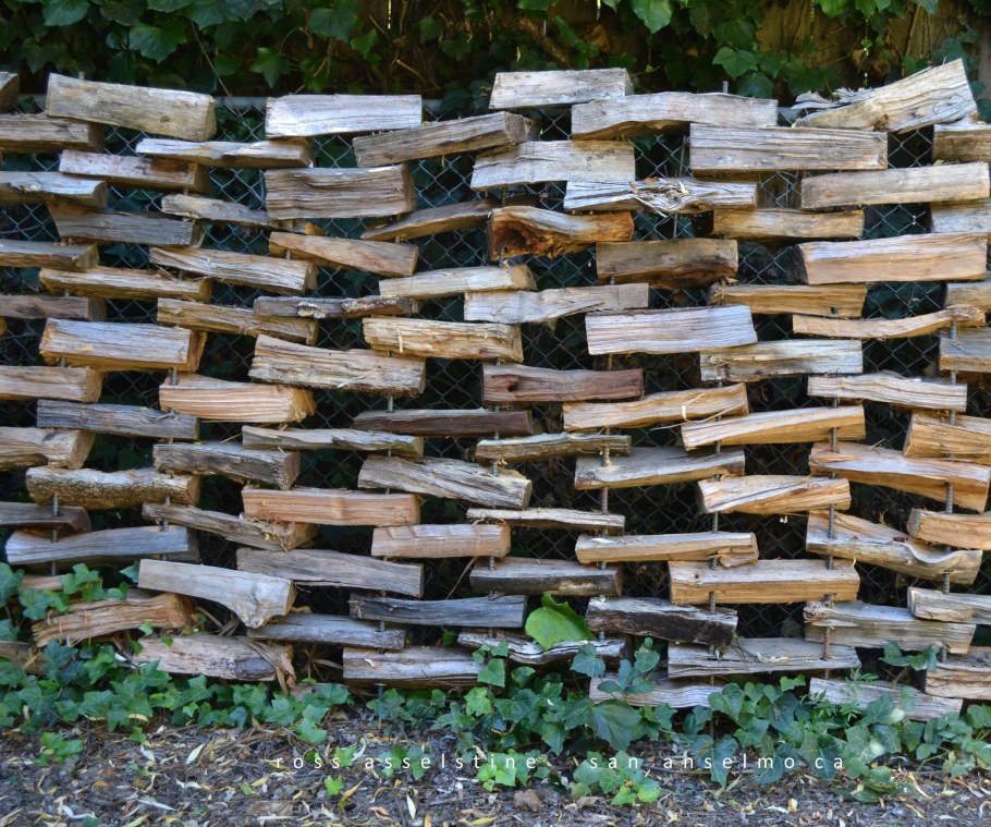 Забор из Чурбаков