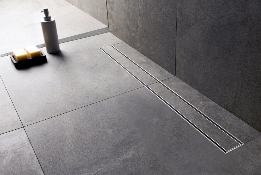 Слив воды из мойки в ванной