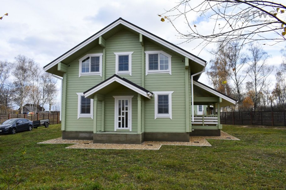 Окраска деревянного дома снаружи