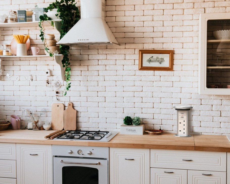 Фартук для кухни под кирпич белый