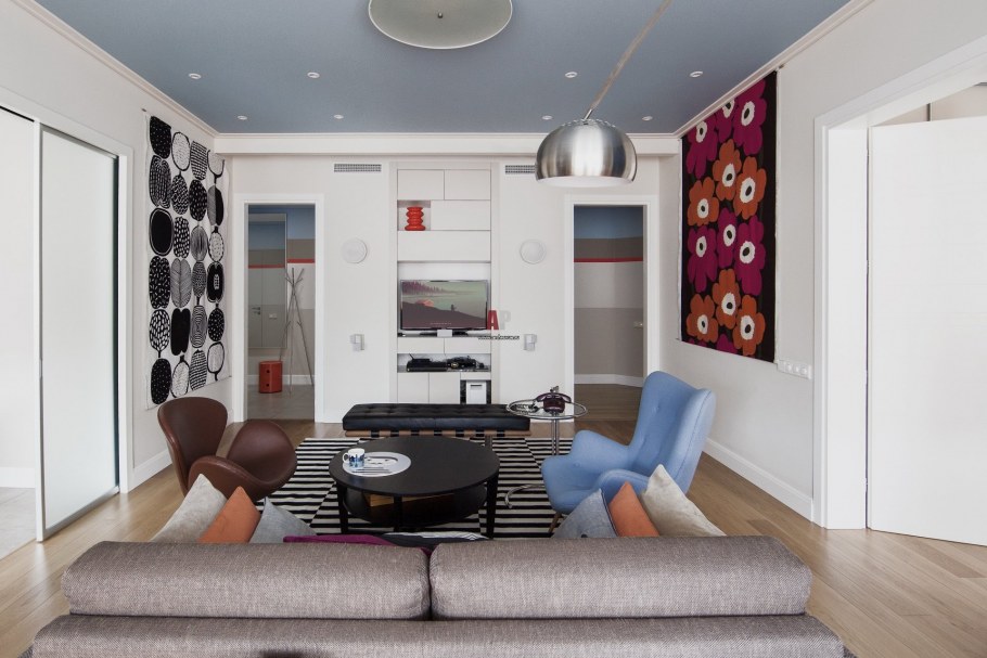 Кухня в скандинавском стиле в деревянном доме