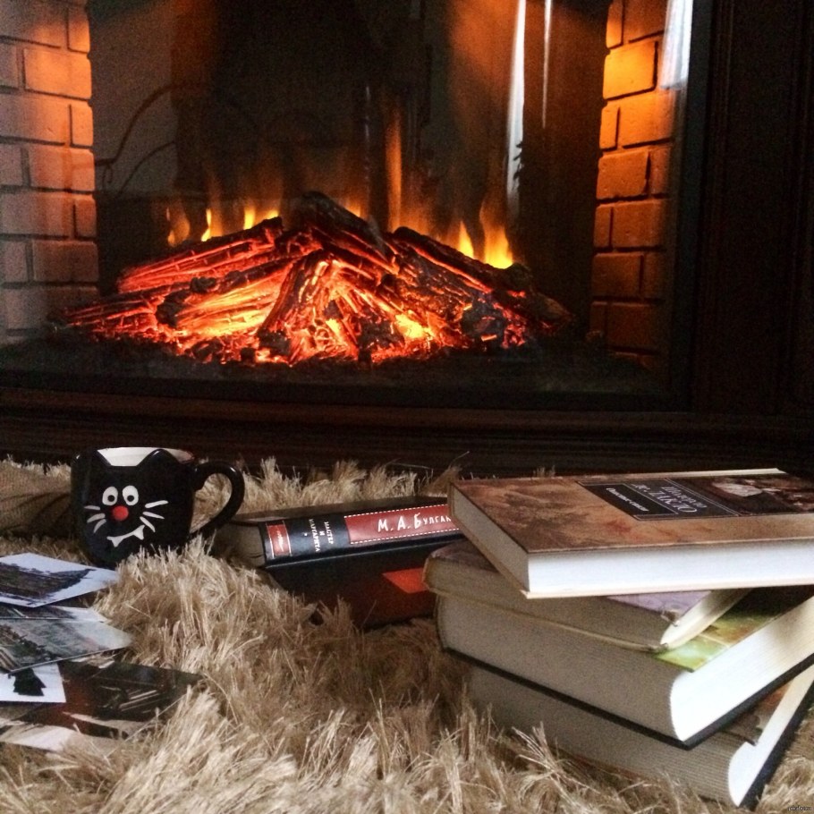 Уютный плед камин