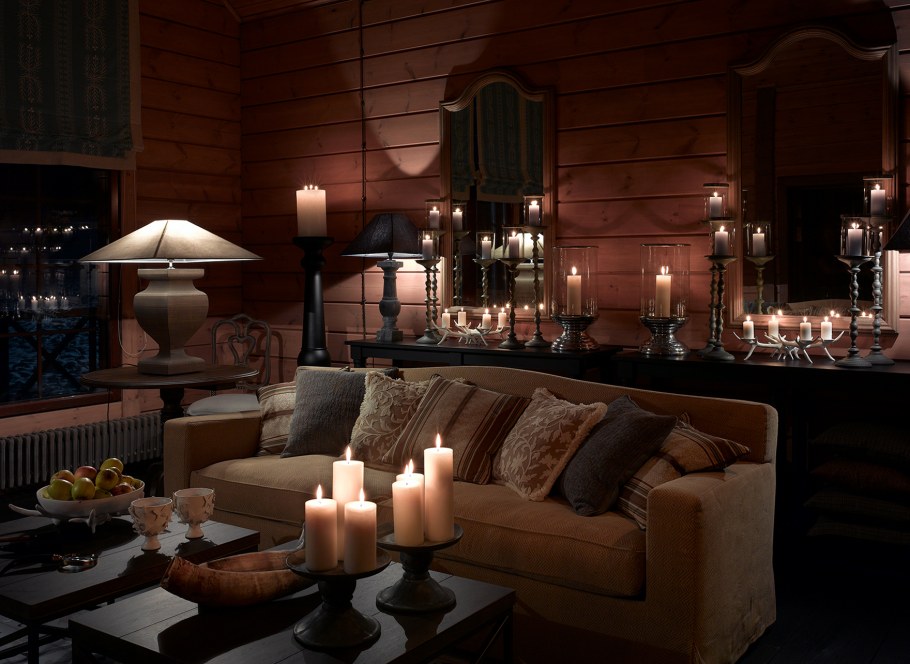 Уютная комната гостиная вечер