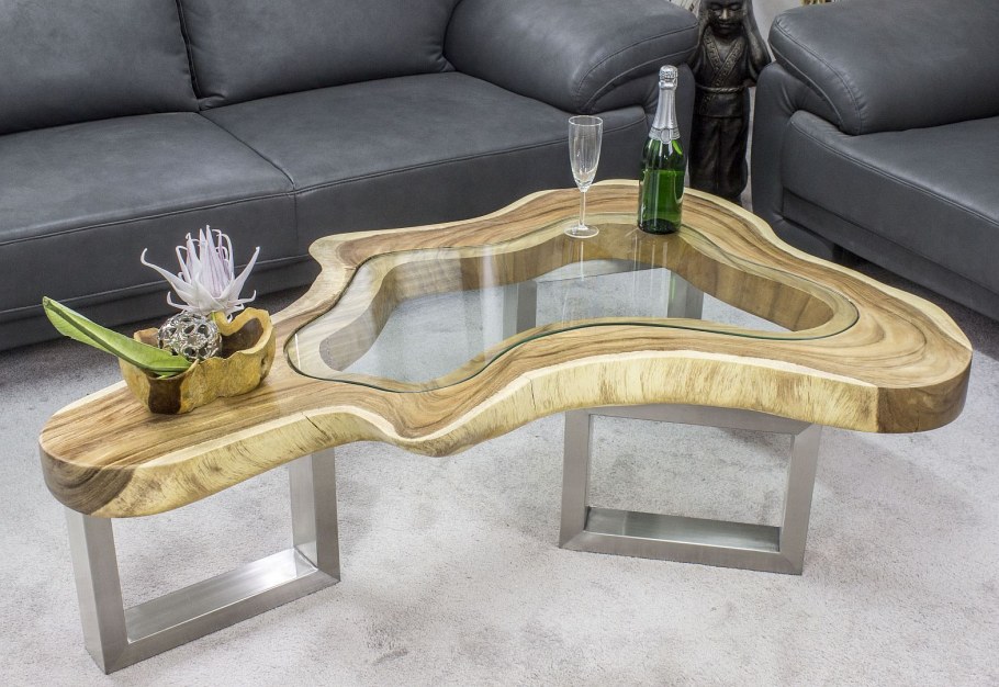 Журнальный столик из дерева и стекла