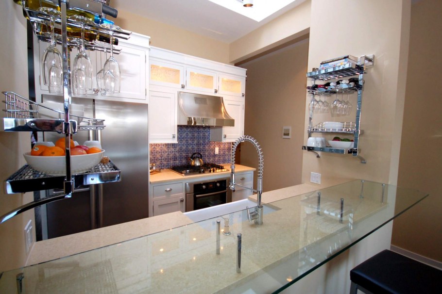 Барная стойка для кухни стекло