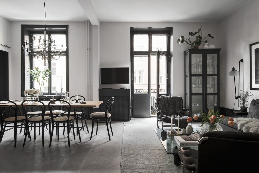 Современный интерьер дома монохром