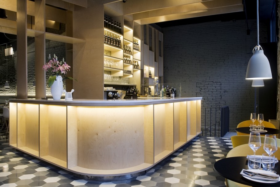 Интерьер кафе барная стойка