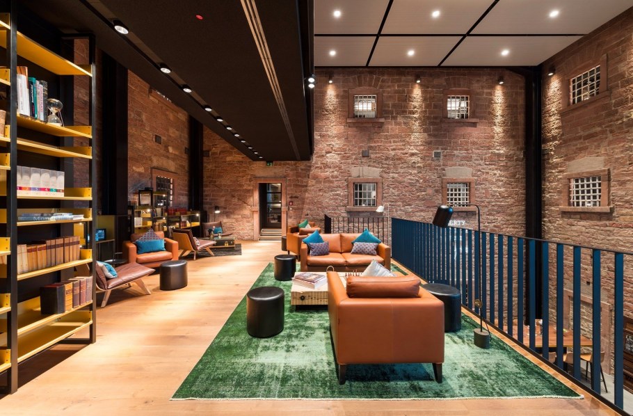 Комната в стиле лофт