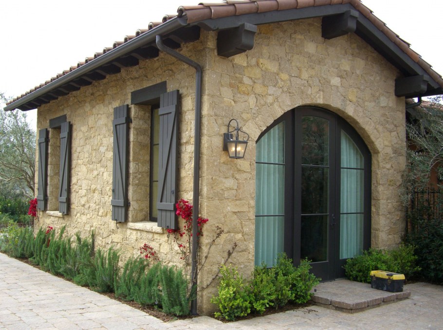 Ворота стиль Тюдор