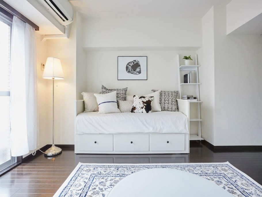 Кушетка ХЕМНЭС В гостиной