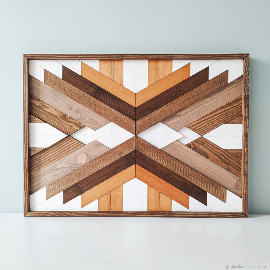 Деревянное панно на стену