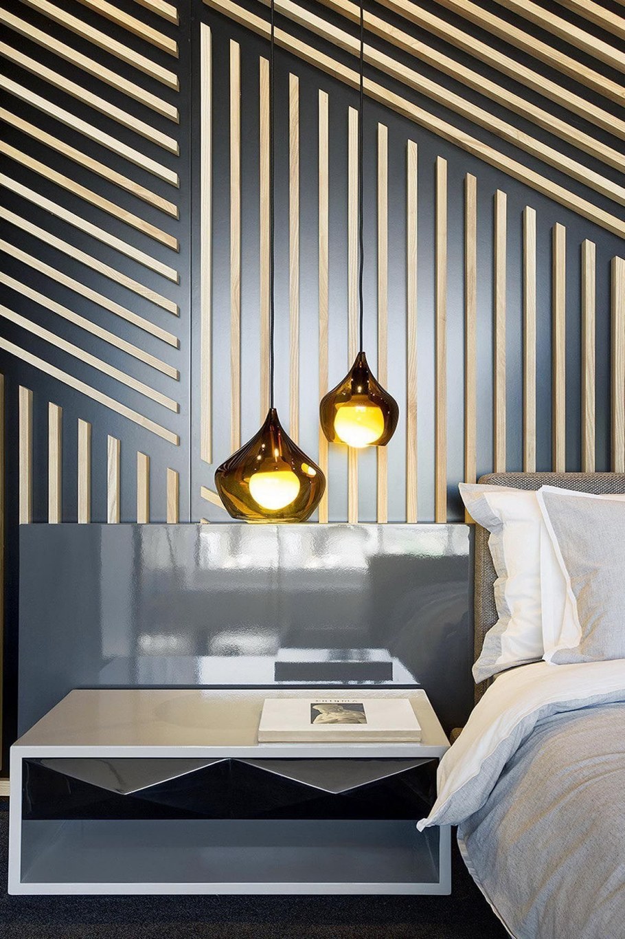 Панно из деревянных реек