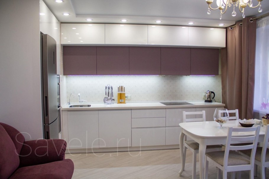 Кухонные гарнитуры с антресолью