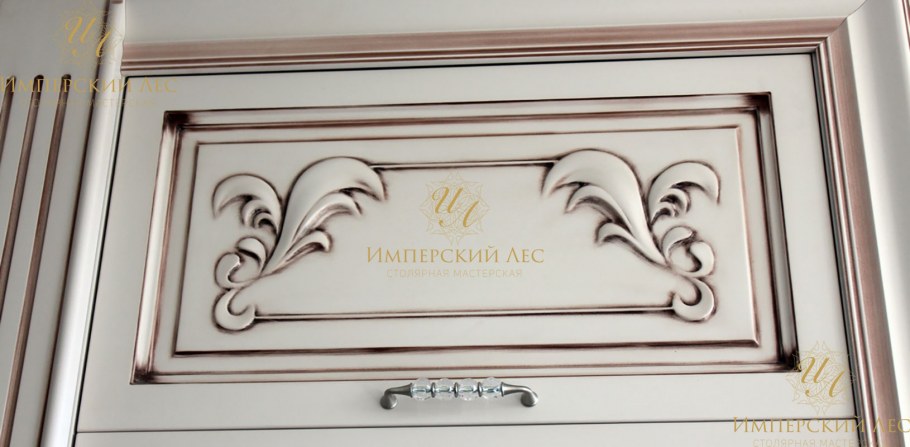 Резные фасады для кухни