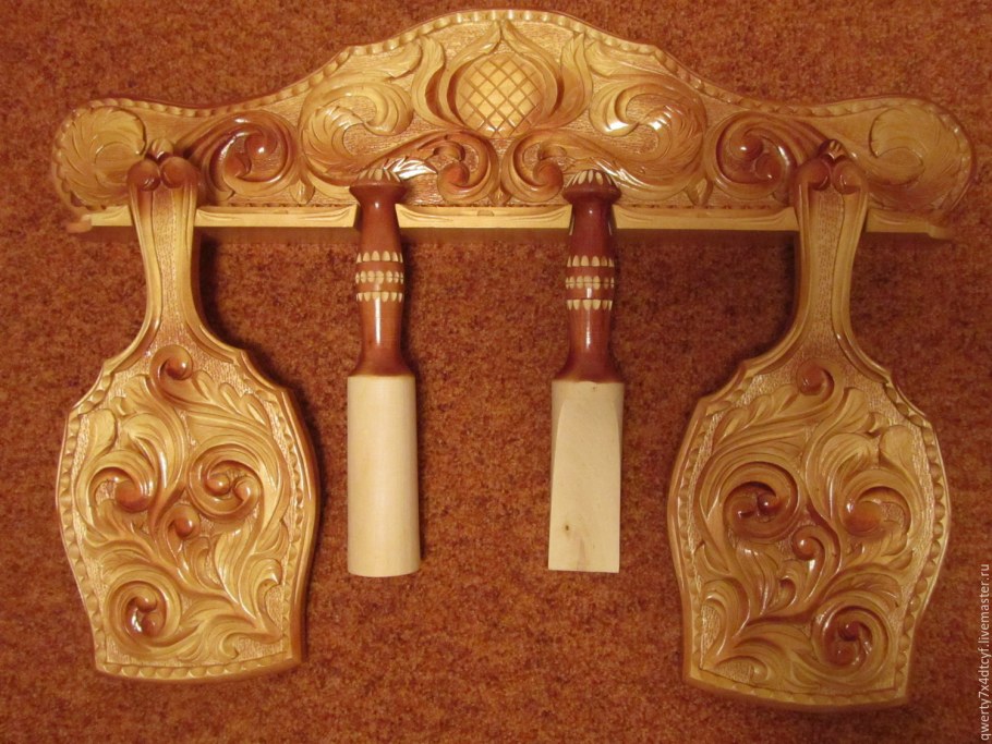 Резные кухонные наборы