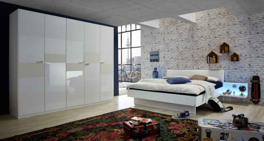 Белый шкаф в стиле лофт