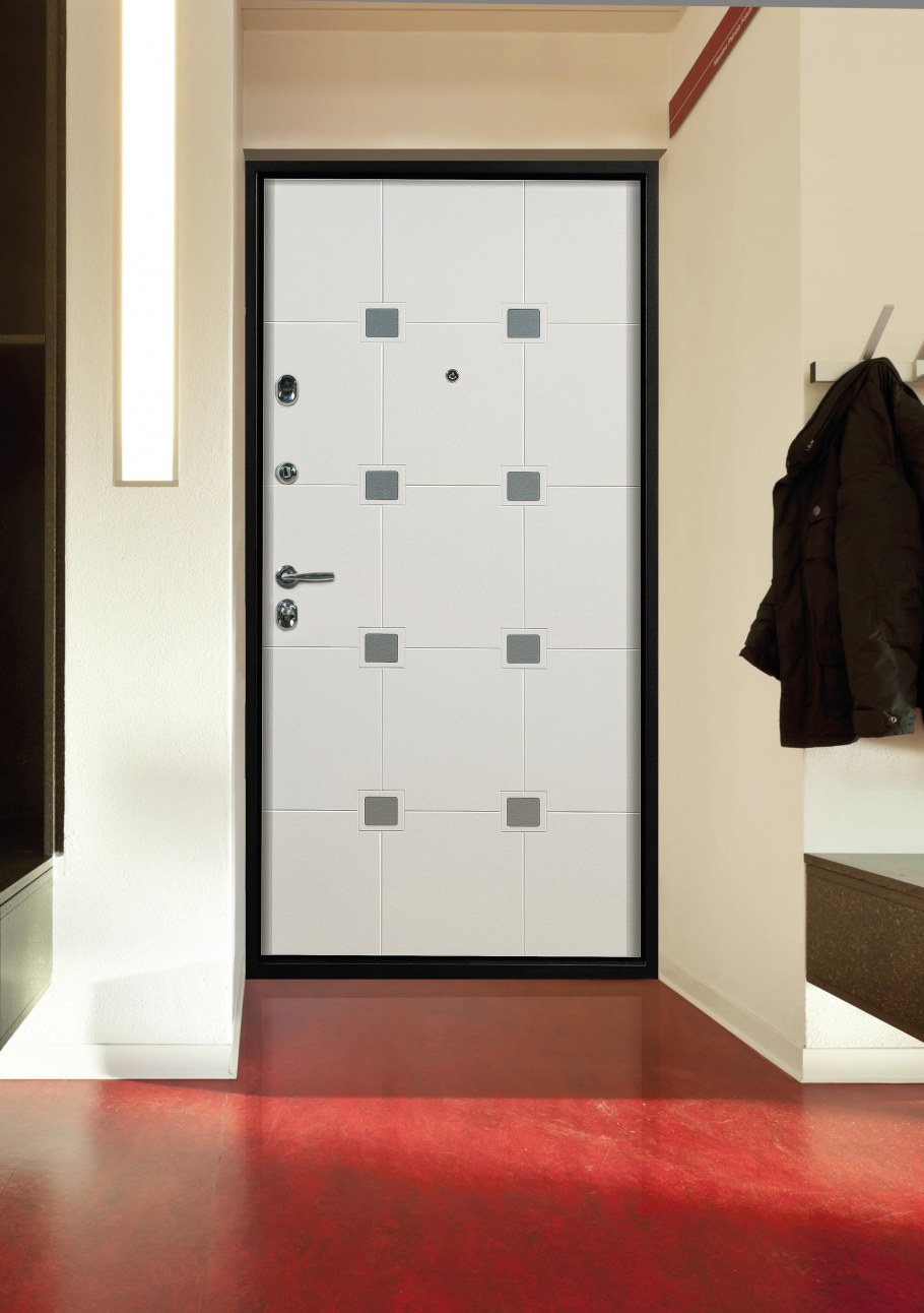 Дверь Ричи стальная линия