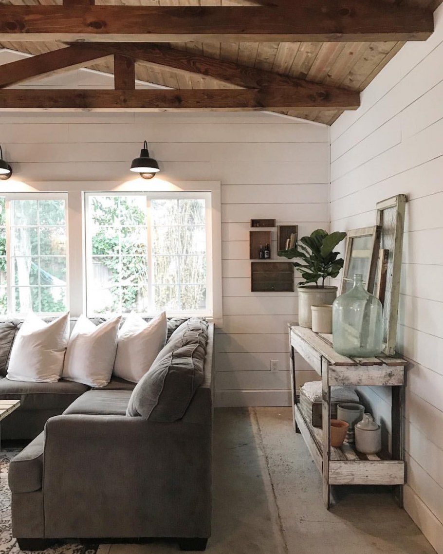 Гостиная в дачном доме