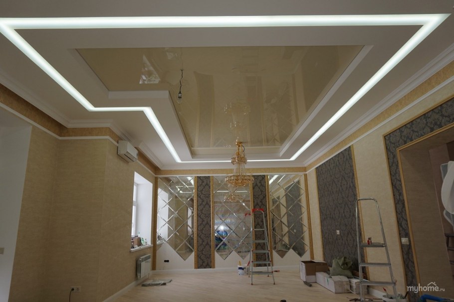 Потолки из гипсокартона с подсветкой для холла