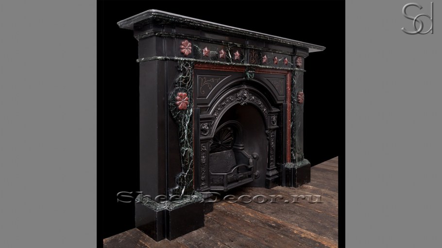 Камин в викторианском стиле