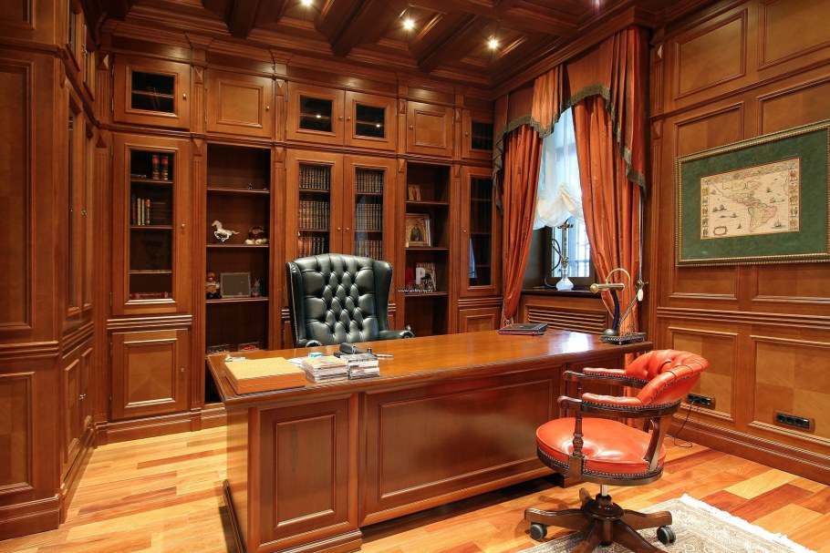 Кабинет в викторианском стиле