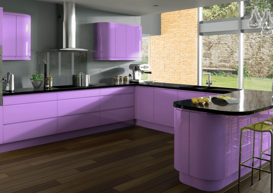 Сиреневые кухни