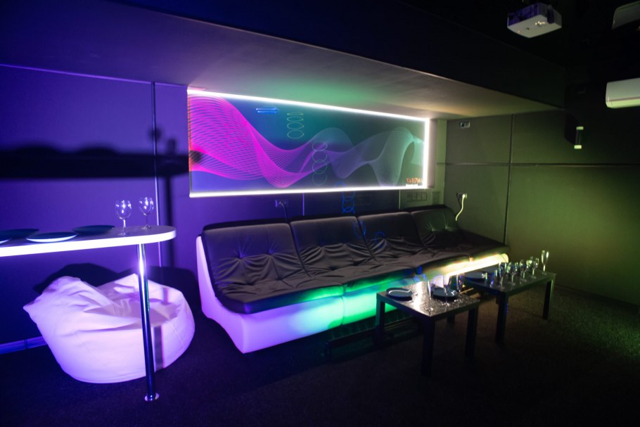 Хард рок интерьер