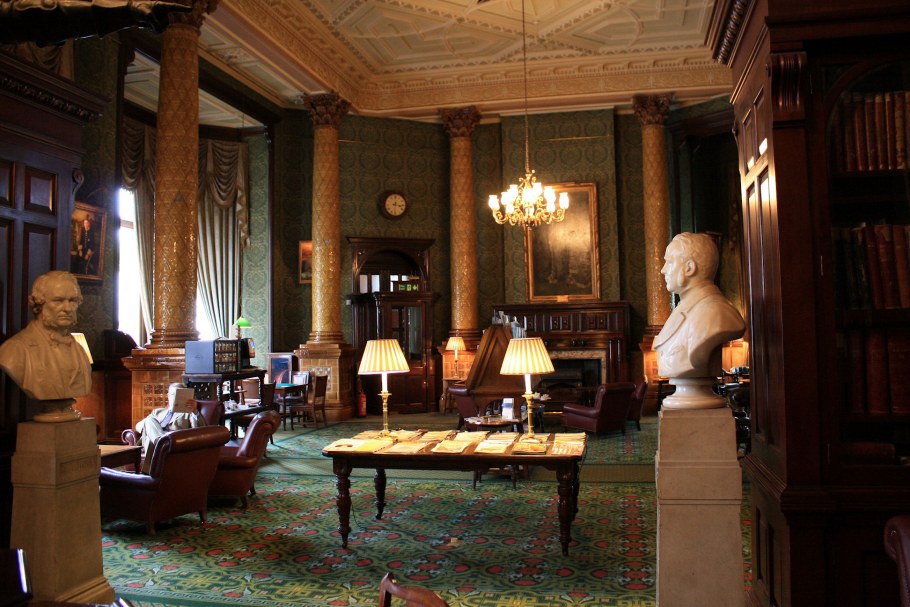 Украшение зала в стиле Чикаго