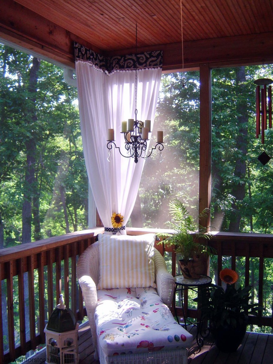 Занавески на дачной веранде