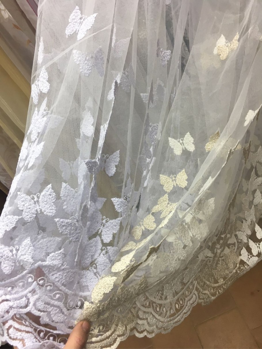 Тюль с бабочками