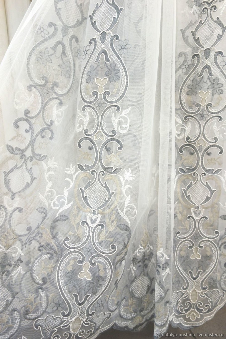 Итальянская тюль с вышивкой