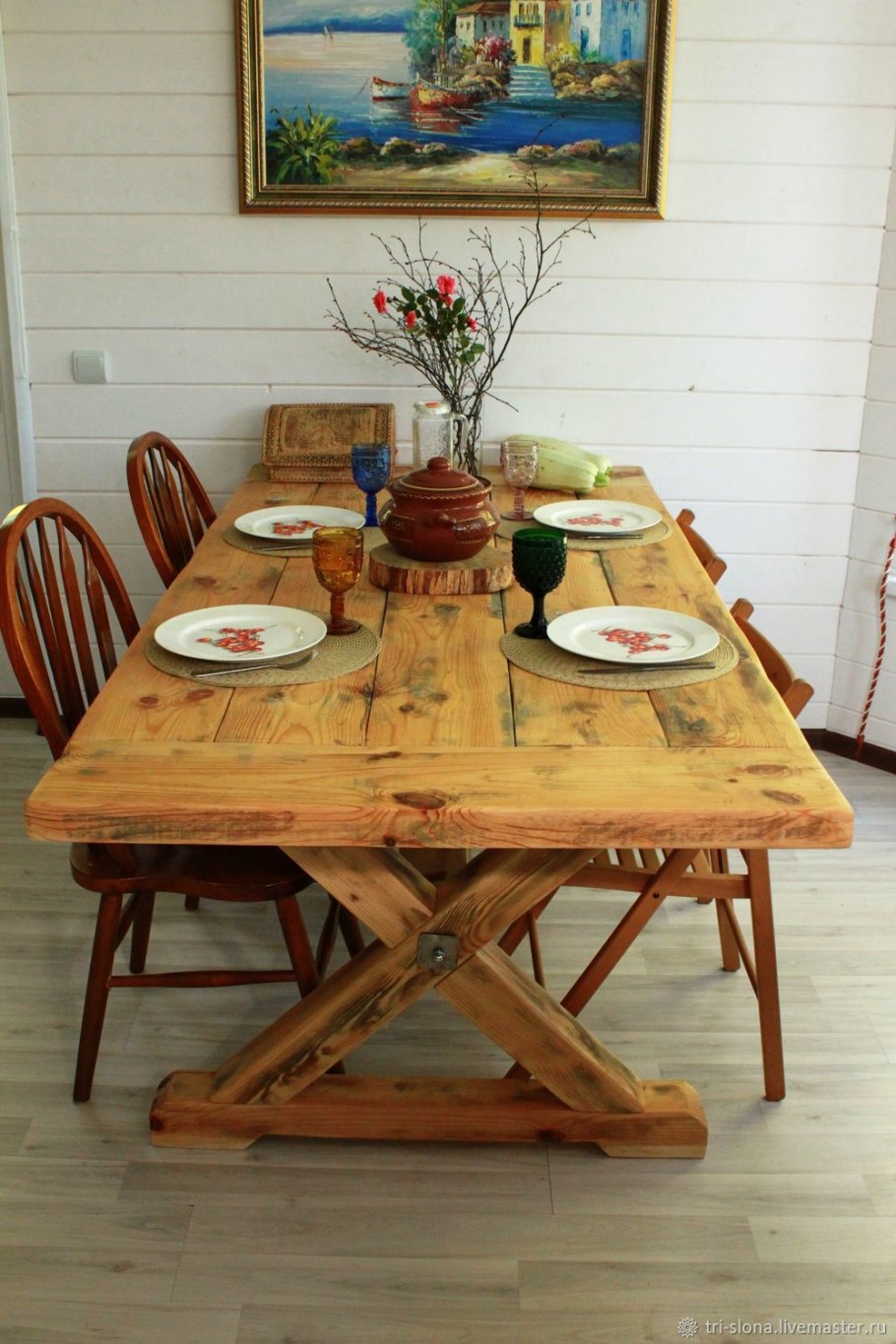 Деревянный стол Шарахин