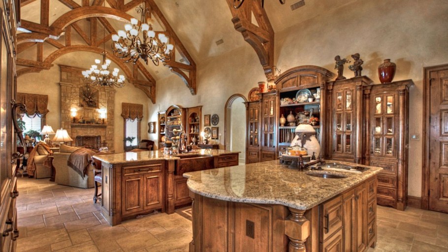 Замковый стиль в интерьере кухни