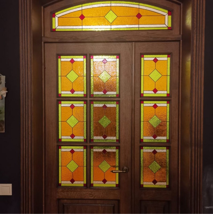 Витраж дверной