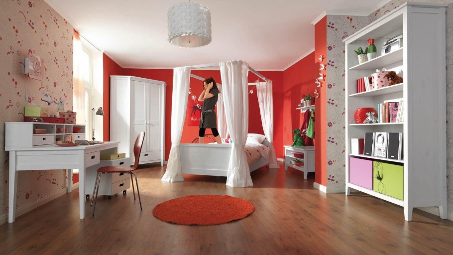 Стильная детская комната для девочки