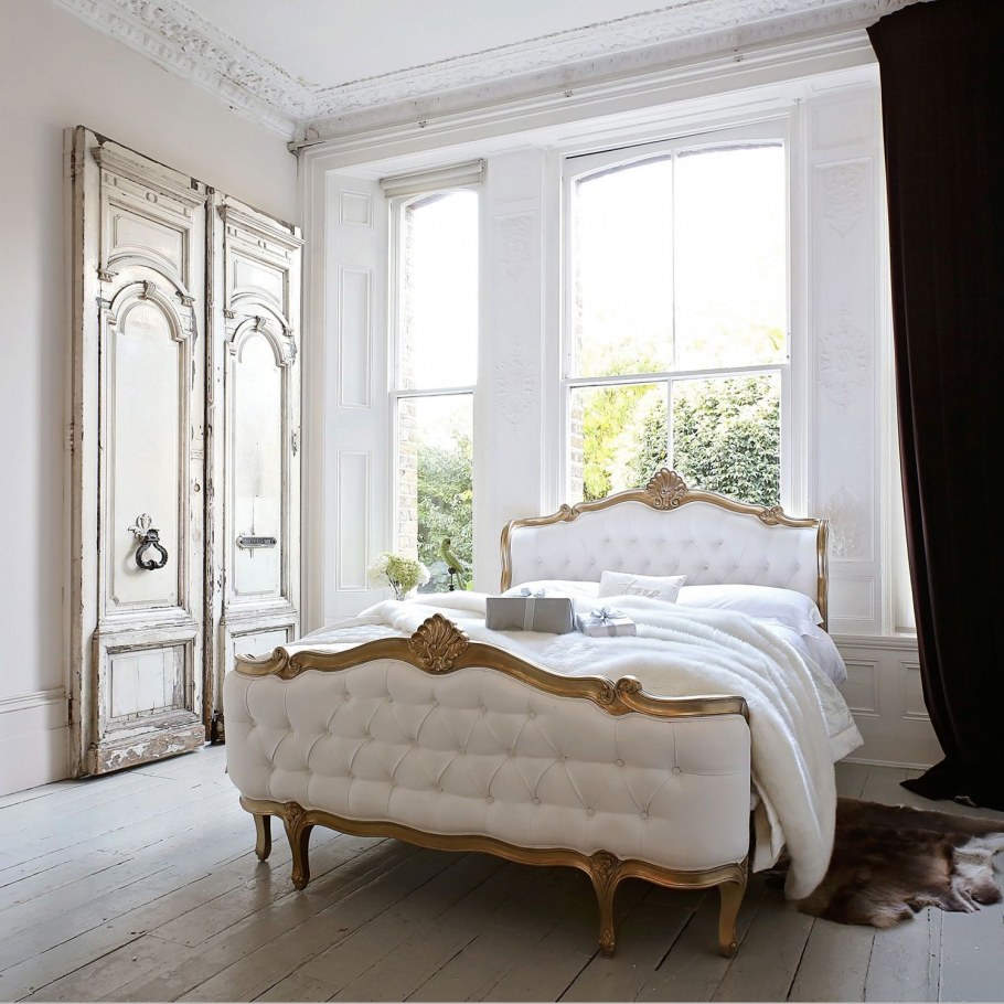 Французская спальня кровать