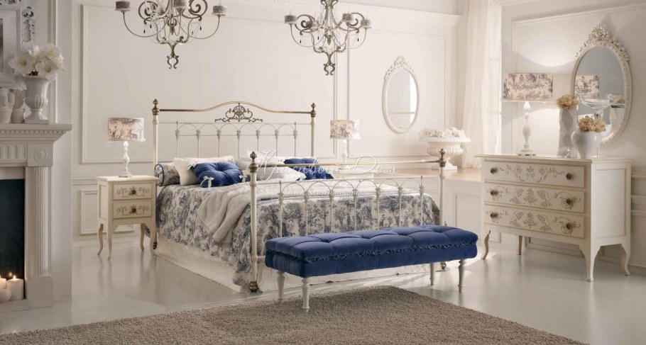 Металлическая кровать в французском стиле