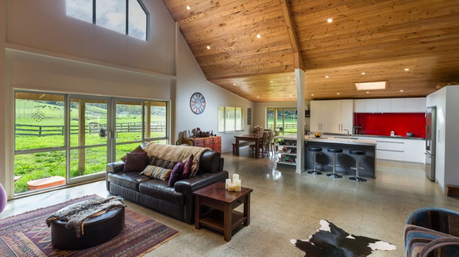 Внутренняя отделка барнхаус