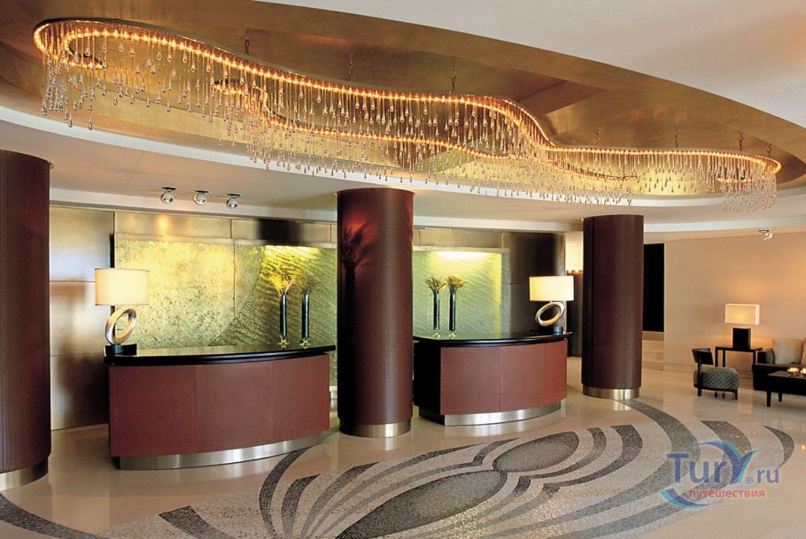 Отель Amphitryon Hotel фото