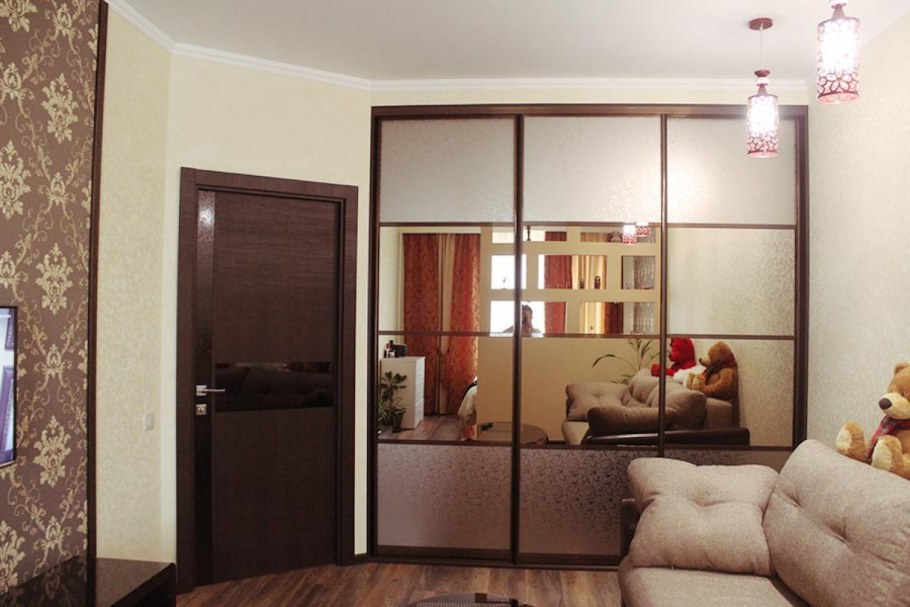 Шкаф купе Sliding-Door Wardrobe