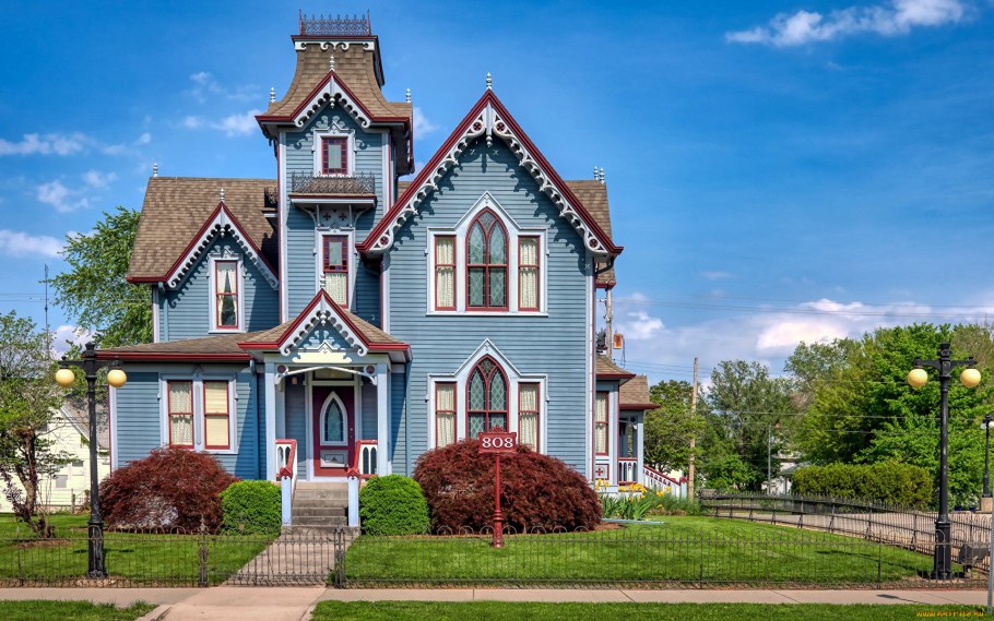 Старинный домик