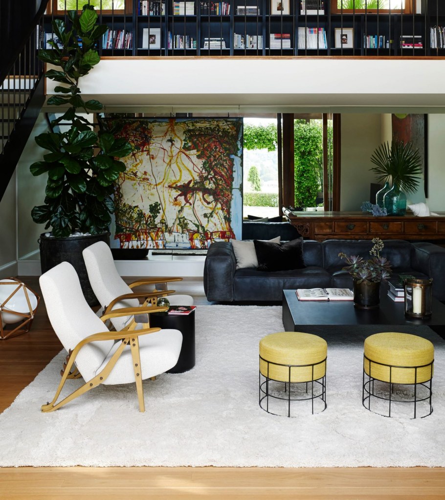 Картины для интерьера в стиле лофт