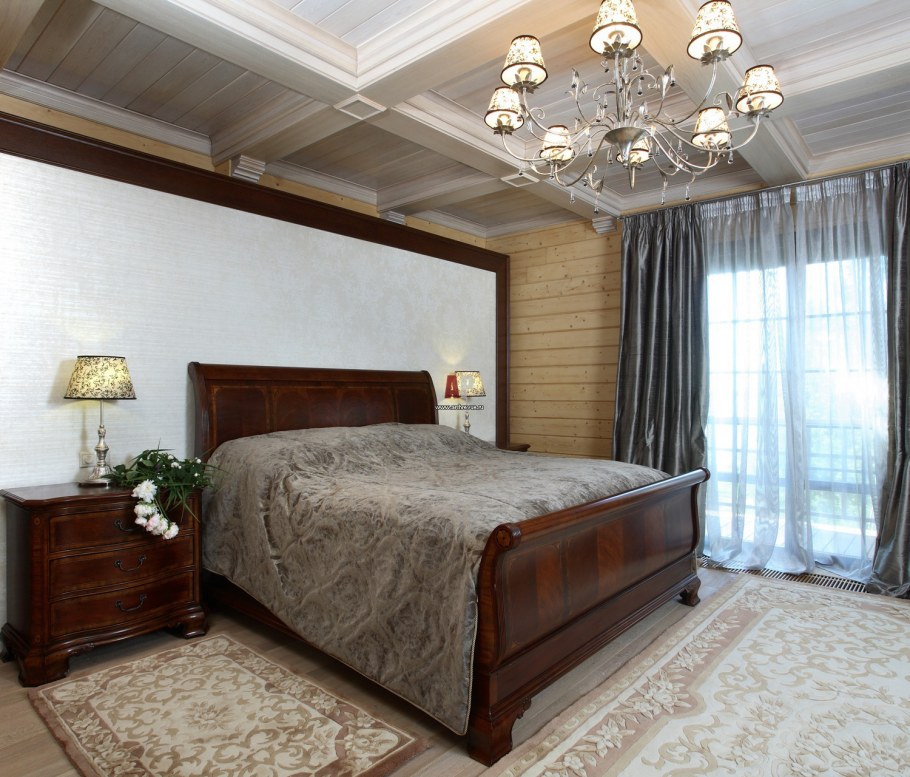 Спальня в деревянном домен